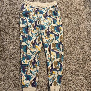 Eddie Bauer‎ Printed Joggers. Abstract Camo / Swirl Pattern